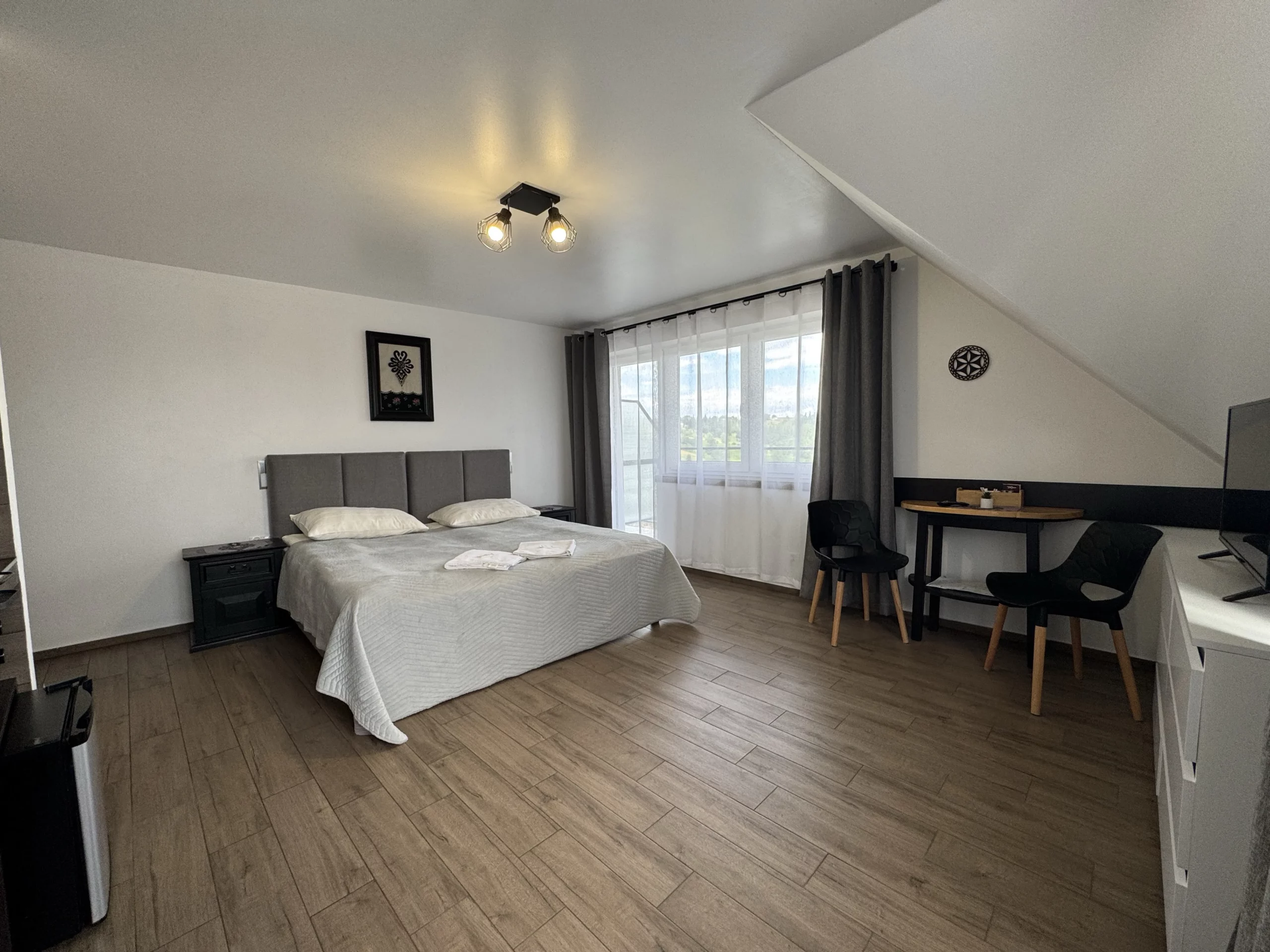 Jasny, przestronny pokój z widokiem na Tatry